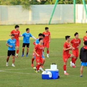 世界杯场馆介绍-越南后卫透露备战中国队情况：必须拥有高度的自信